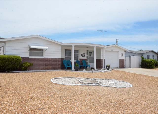 Property at 4922 Genesis Ave, Holiday, FL 34690, 2 beds, 1 bath