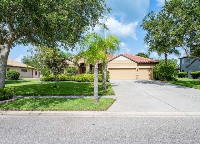 Property at 9313 Lisbon St, Seffner, FL 33584, 5 beds, 3 baths