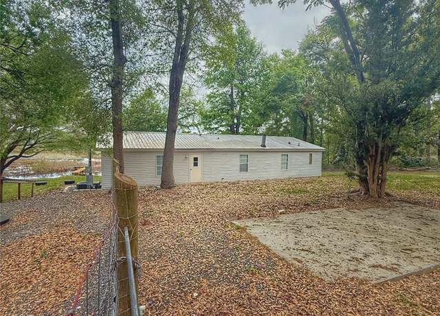 Property at 15991 SE 258th Ave Rd, Umatilla, FL 32784, 3 beds, 2 baths