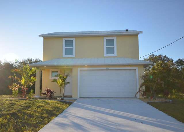 Property at 272 Pelton Cir, Port Charlotte, FL 33954, 4 beds, 2.5 baths