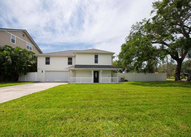 Property at 2807 57th St S, Gulfport, FL 33707, 3 beds, 2 baths