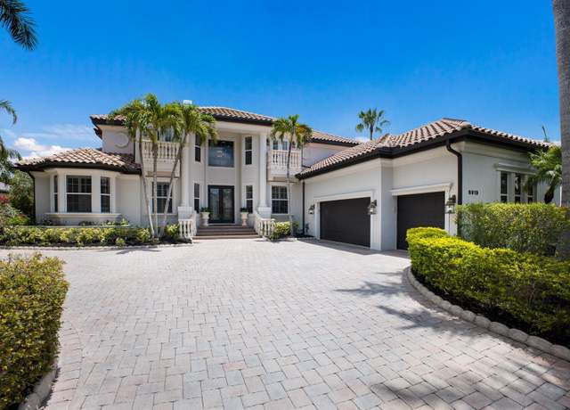 Property at 6919 Westchester Cir, Lakewood Ranch, FL 34202, 4 beds, 4.5 baths