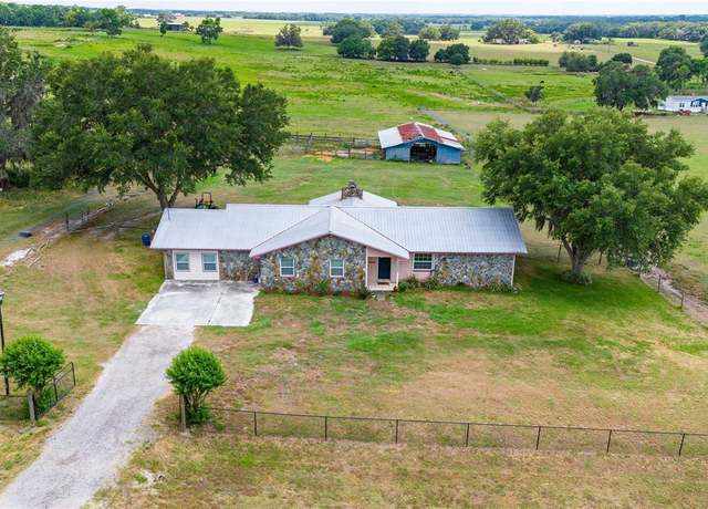 Property at 31226 Saint Joe Rd, Dade City, FL 33525, 3 beds, 3 baths