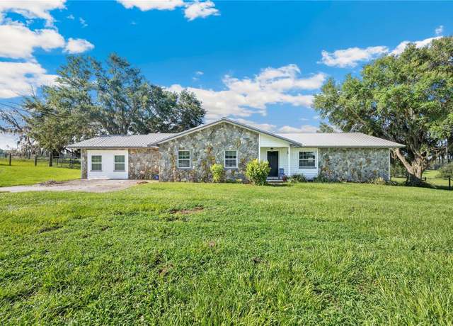 Property at 31226 Saint Joe Rd, Dade City, FL 33525, 3 beds, 3 baths