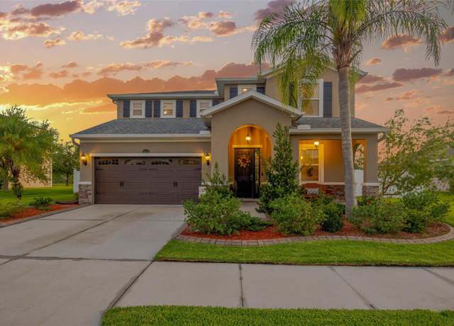 Property at 5624 Fisher Glen Loop, Wesley Chapel, FL 33545, 4 beds, 3.5 baths