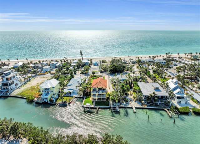 Property at 416 Casey Key Rd, Nokomis, FL 34275, 4 beds, 5 baths