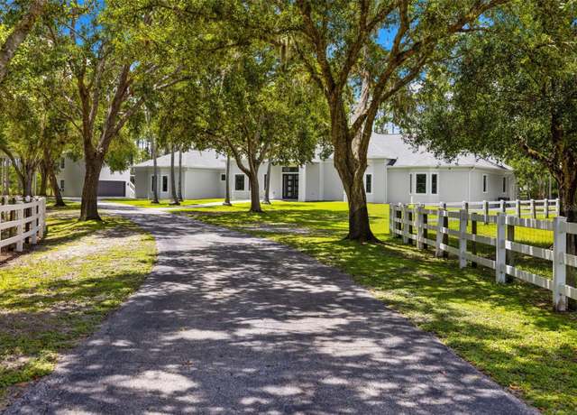 Property at 7051 Turtle Ln, Sarasota, FL 34241, 5 beds, 5.5 baths
