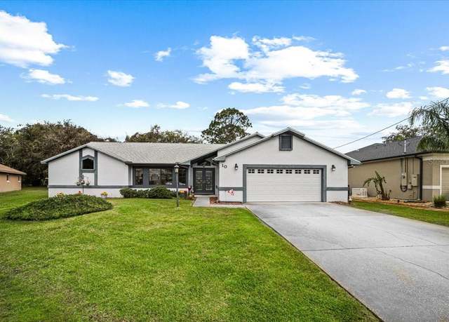 Property at 10 Waybourne Pl, Palm Coast, FL 32164, 3 beds, 2 baths