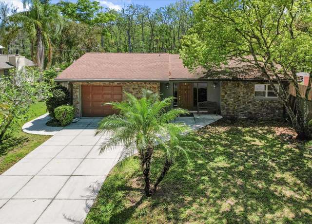 Property at 841 N Palm Springs Ter, Crystal River, FL 34429, 3 beds, 2.5 baths