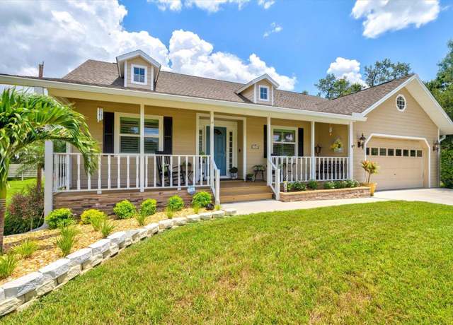 Property at 1502 Pine St E, Nokomis, FL 34275, 3 beds, 2 baths