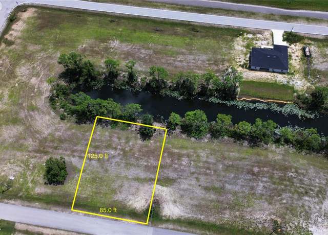 Property at 3347 NE 23rd Pl, Cape Coral, FL 33909