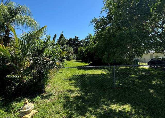 Property at 3030 Karen Dr, Naples, FL 34112
