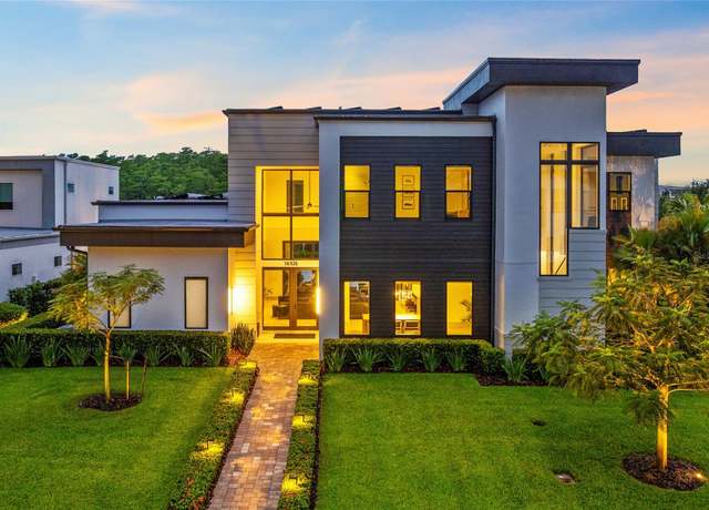 Property at 14106 Eliot Ave, Orlando, FL 32827, 5 beds, 5 baths