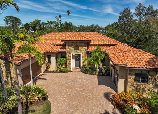 Property at 1813 Boyce St, Sarasota, FL 34239, 4 beds, 3.5 baths