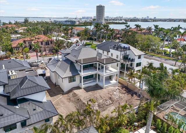 Property at 114 Fillmore Dr, Sarasota, FL 34236, 6 beds, 7 baths