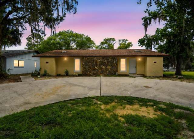 Property at 220 SE Valare Ln, Crystal River, FL 34429, 4 beds, 3 baths