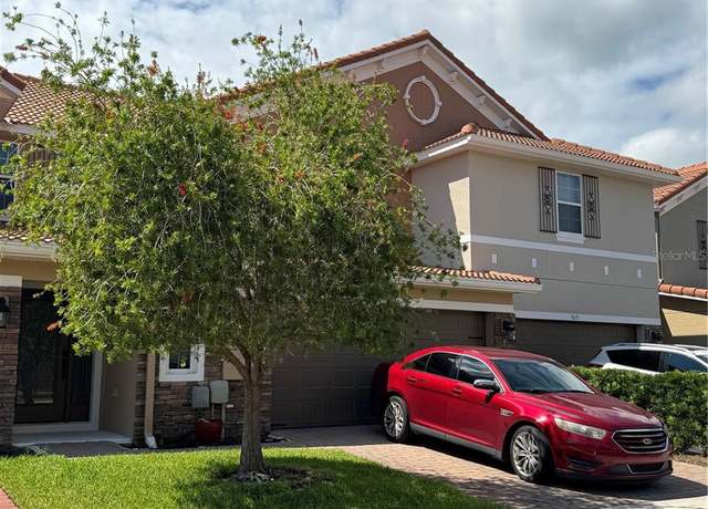 Property at 5621 Siracusa Ln, Sanford, FL 32771, 3 beds, 2.5 baths