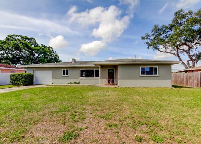 Property at 1516 Lemon St, Clearwater, FL 33756, 2 beds, 2.5 baths