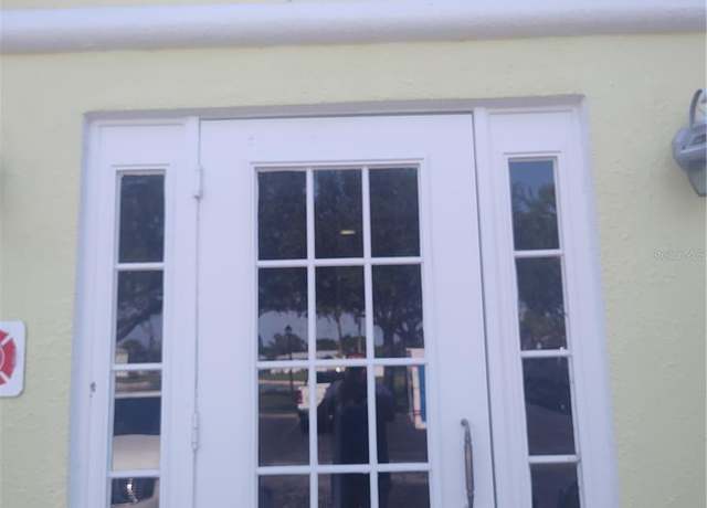 Property at 4872 Beach Dr SE Unit D, St Petersburg, FL 33705, 1 bed, 1 bath