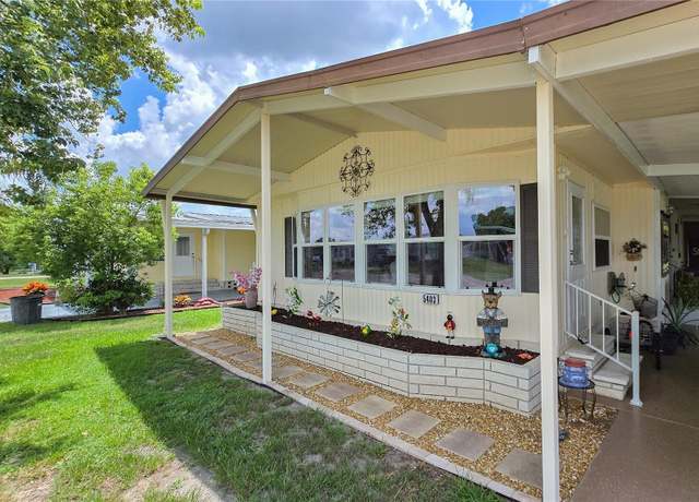 Property at 5403 Mohawk St, Zephyrhills, FL 33542, 2 beds, 2 baths