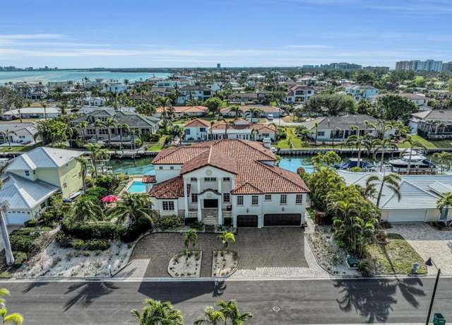 Property at 550 Yardarm Ln, Longboat Key, FL 34228, 5 beds, 5.5 baths