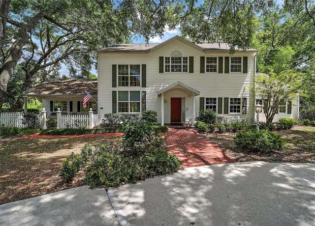 Property at 3630 Oak St, Mount Dora, FL 32757, 4 beds, 3 baths