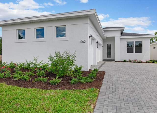 Property at 1262 Venice Ct, Deland, FL 32724, 3 beds, 3 baths