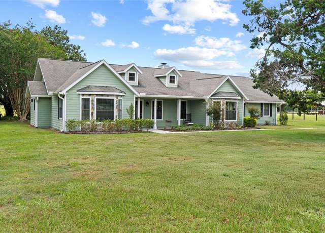 Property at 1930 NW 60th Ave, Ocala, FL 34482, 4 beds, 3 baths