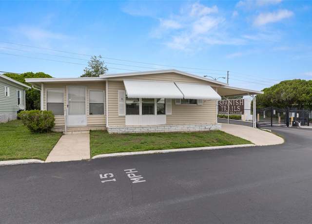 Property at 7118 EL Meyers St, Zephyrhills, FL 33541, 2 beds, 2 baths