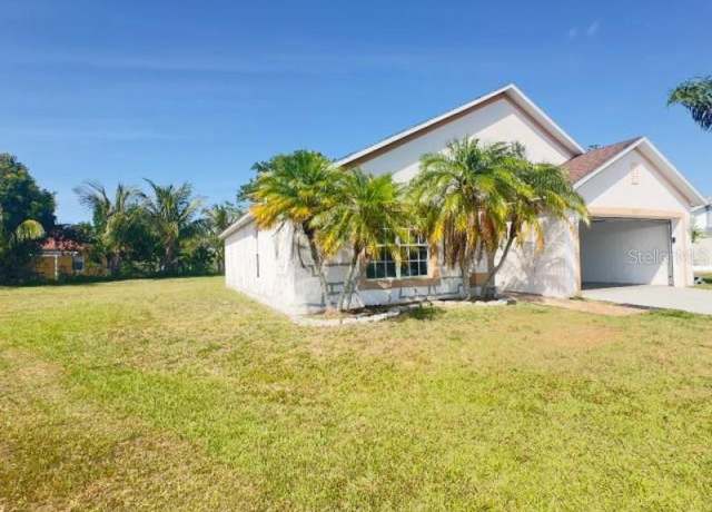 Property at 323 Miami Ln, Kissimmee, FL 34759, 3 beds, 2 baths