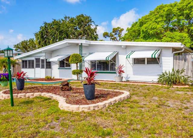 Property at 4528 58th St W, Bradenton, FL 34210, 2 beds, 2 baths