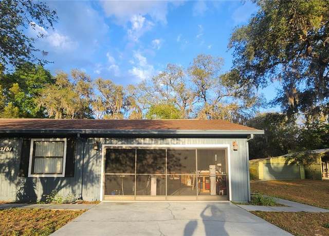 Property at 2151 SE 177th Ave, Silver Springs, FL 34488, 3 beds, 2.5 baths