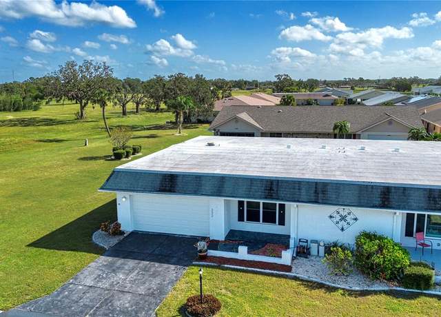 Property at 332 Club Manor Dr #10, Sun City Center, FL 33573, 2 beds, 2 baths