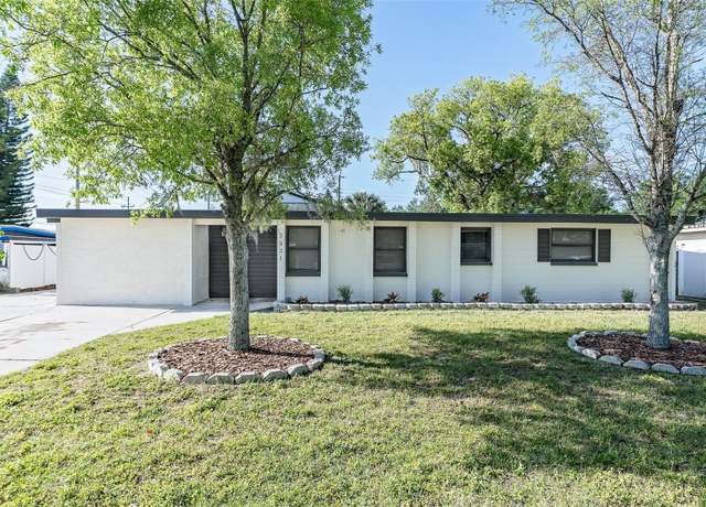 Property at 2521 Coral Way, Lakeland, FL 33801, 4 beds, 2 baths