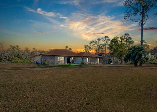 Property at 4030 Saturn Rd, Brooksville, FL 34604, 3 beds, 3 baths