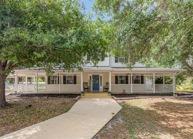 Property at 1350 Mustang St, Nokomis, FL 34275, 4 beds, 2.5 baths