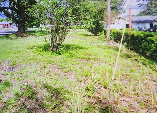 Property at 4944 6th St, Zephyrhills, FL 33542