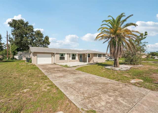Property at 4330 Alligator Dr, Venice, FL 34293, 3 beds, 2 baths