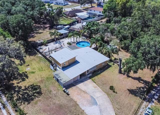 Property at 2603 Virginia Dr, Leesburg, FL 34748, 4 beds, 2.5 baths