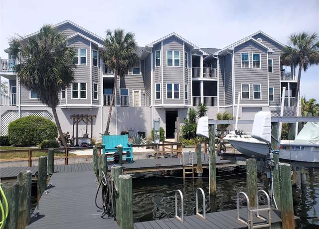Property at 5712 Biscayne Ct #203, New Port Richey, FL 34652, 1 bed, 1 bath