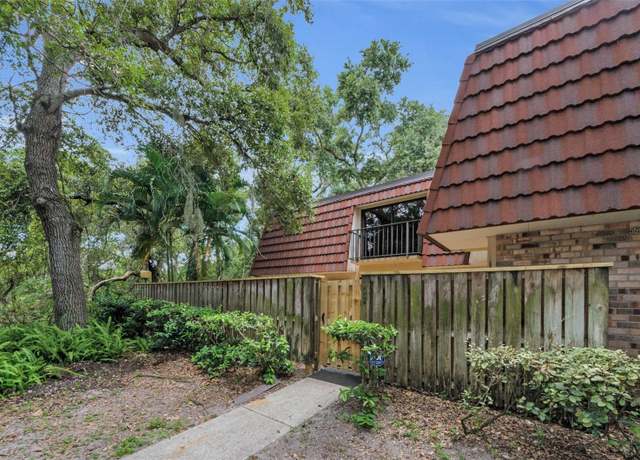 Property at 702 1st Ct, Palm Harbor, FL 34684, 3 beds, 2.5 baths