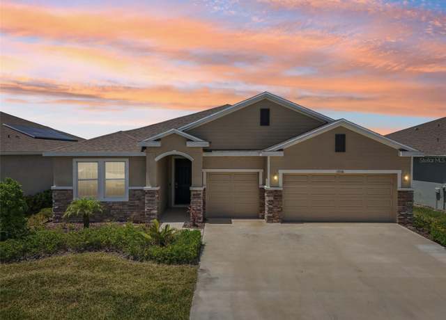 Property at 17536 Cantarina Cv, Bradenton, FL 34211, 4 beds, 3.5 baths