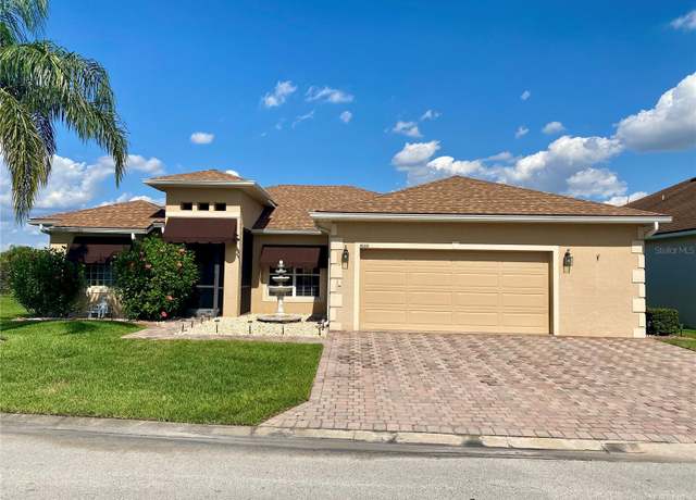 Property at 5005 Pebble Beach Blvd, Winter Haven, FL 33884, 3 beds, 2 baths