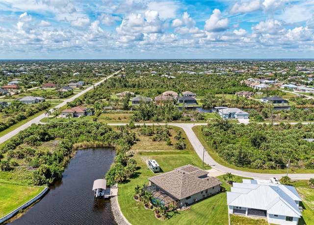 Property at 10471 Poughkeepsie Cir, Port Charlotte, FL 33981