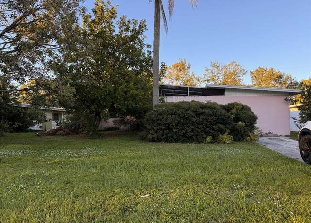Property at 2911 Novus St, Sarasota, FL 34237, 3 beds, 2 baths
