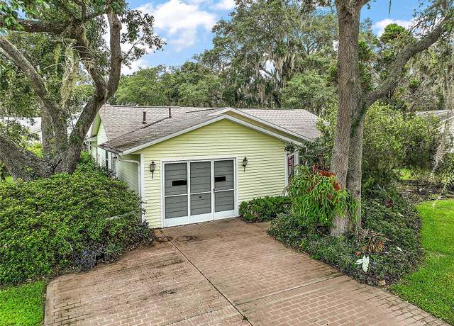 Property at 24 Brigadoon Cir, Leesburg, FL 34788, 2 beds, 2 baths