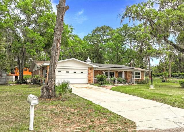 Property at 401 S Pine Ave, Inverness, FL 34452, 3 beds, 2 baths