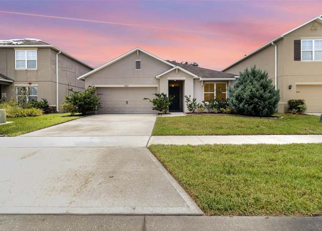 Property at 1884 Hickory Bluff Rd, Kissimmee, FL 34744, 3 beds, 2 baths