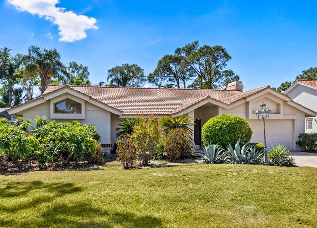Property at 3786 Surrey Ln, Sarasota, FL 34235, 3 beds, 2 baths