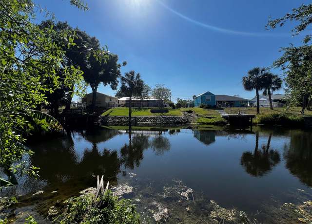 Property at 1405 Dorchester St, Port Charlotte, FL 33952, 4 beds, 2 baths